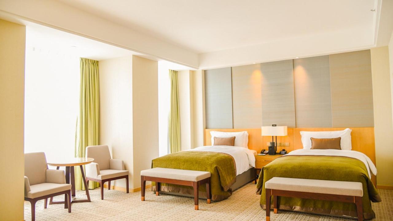 Intercontinental Heilong Lake, An Ihg Hotel Meishan  Bagian luar foto