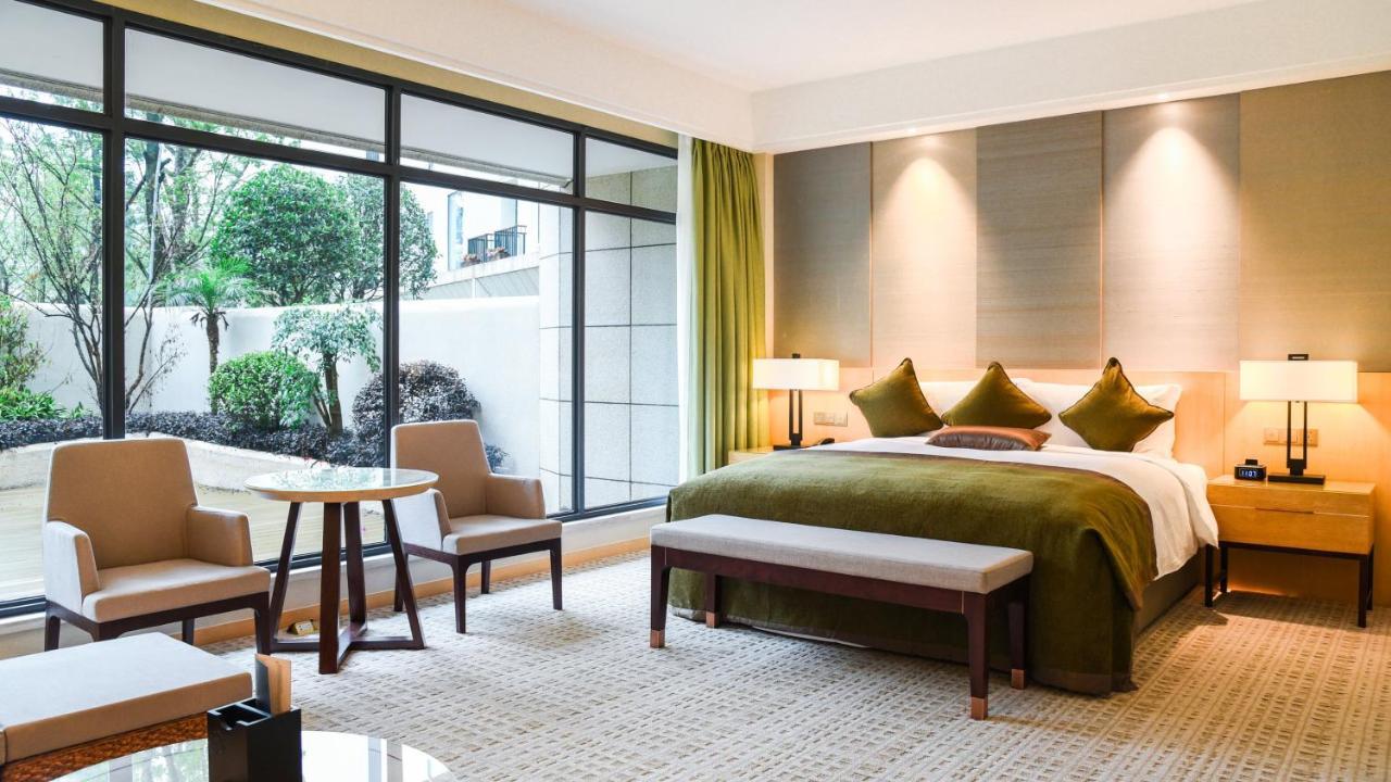 Intercontinental Heilong Lake, An Ihg Hotel Meishan  Bagian luar foto