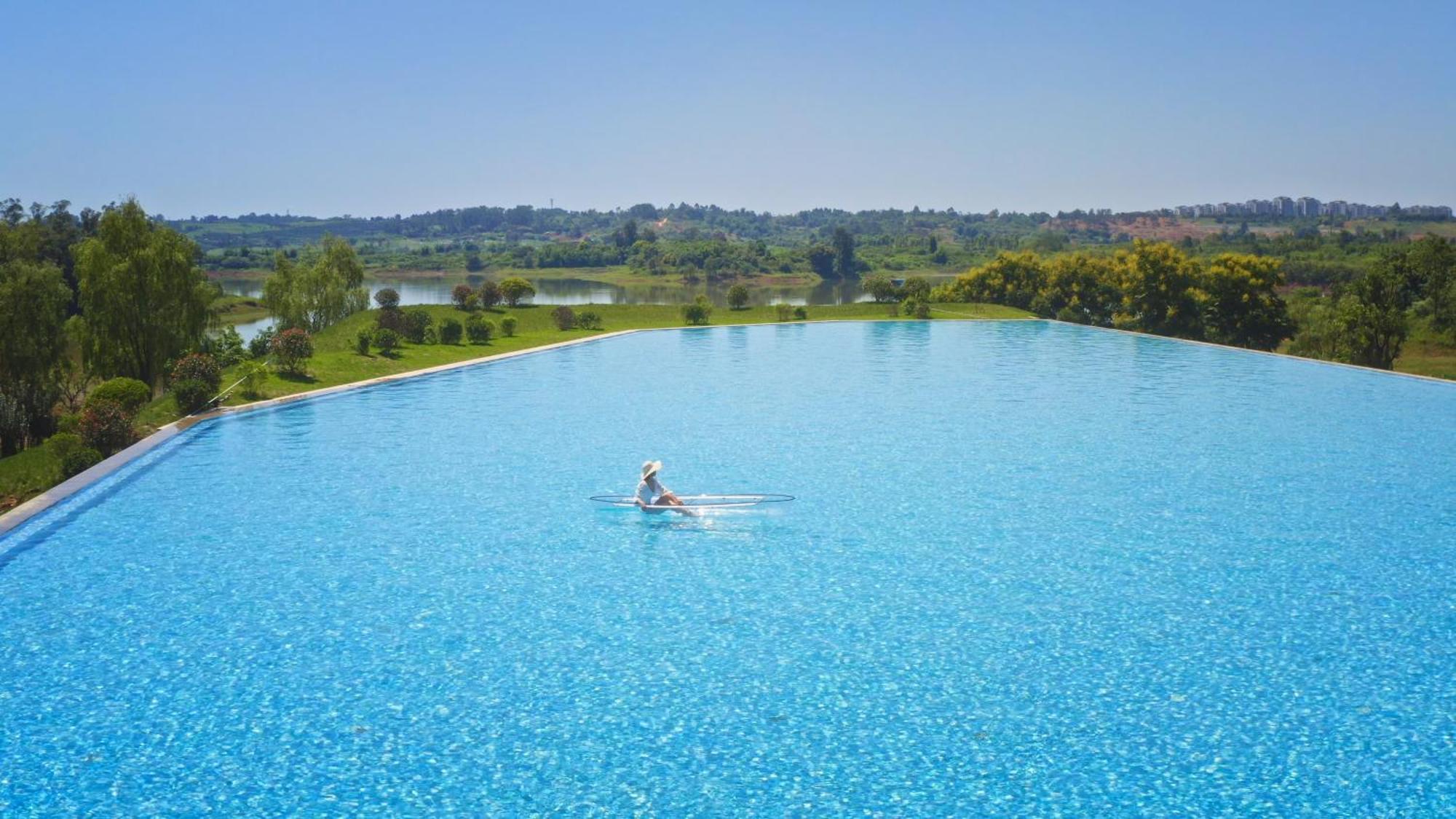 Intercontinental Heilong Lake, An Ihg Hotel Meishan  Bagian luar foto