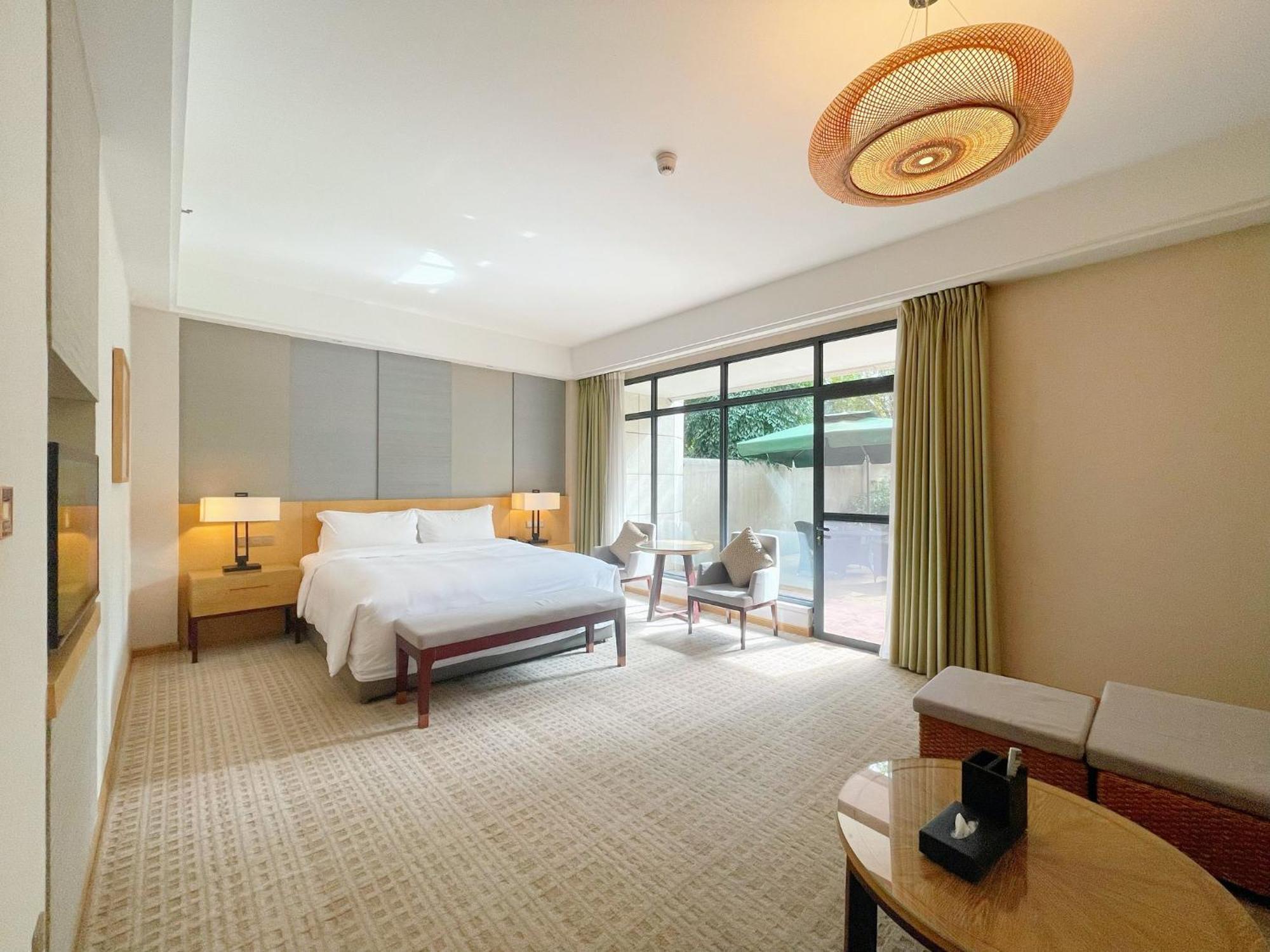 Intercontinental Heilong Lake, An Ihg Hotel Meishan  Bagian luar foto